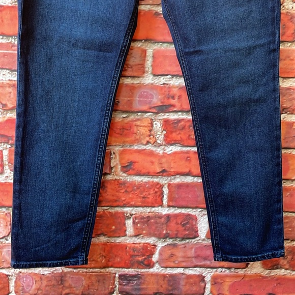 Dark Wash rag & bone Dre Low-Rise Slim Boyfriend Jeans in Bayview - Picture 10 of 17